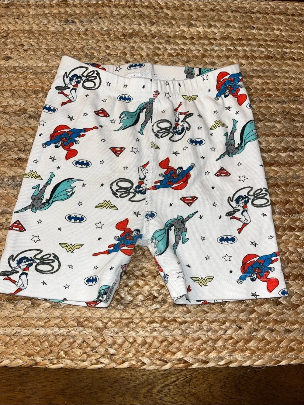 Hanna Andersson pajama set size 6-7  shorts . Justice League  super Heros